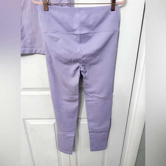 All in Motion Lilac Activewear Set XL/XXL - Picture 3 of 7